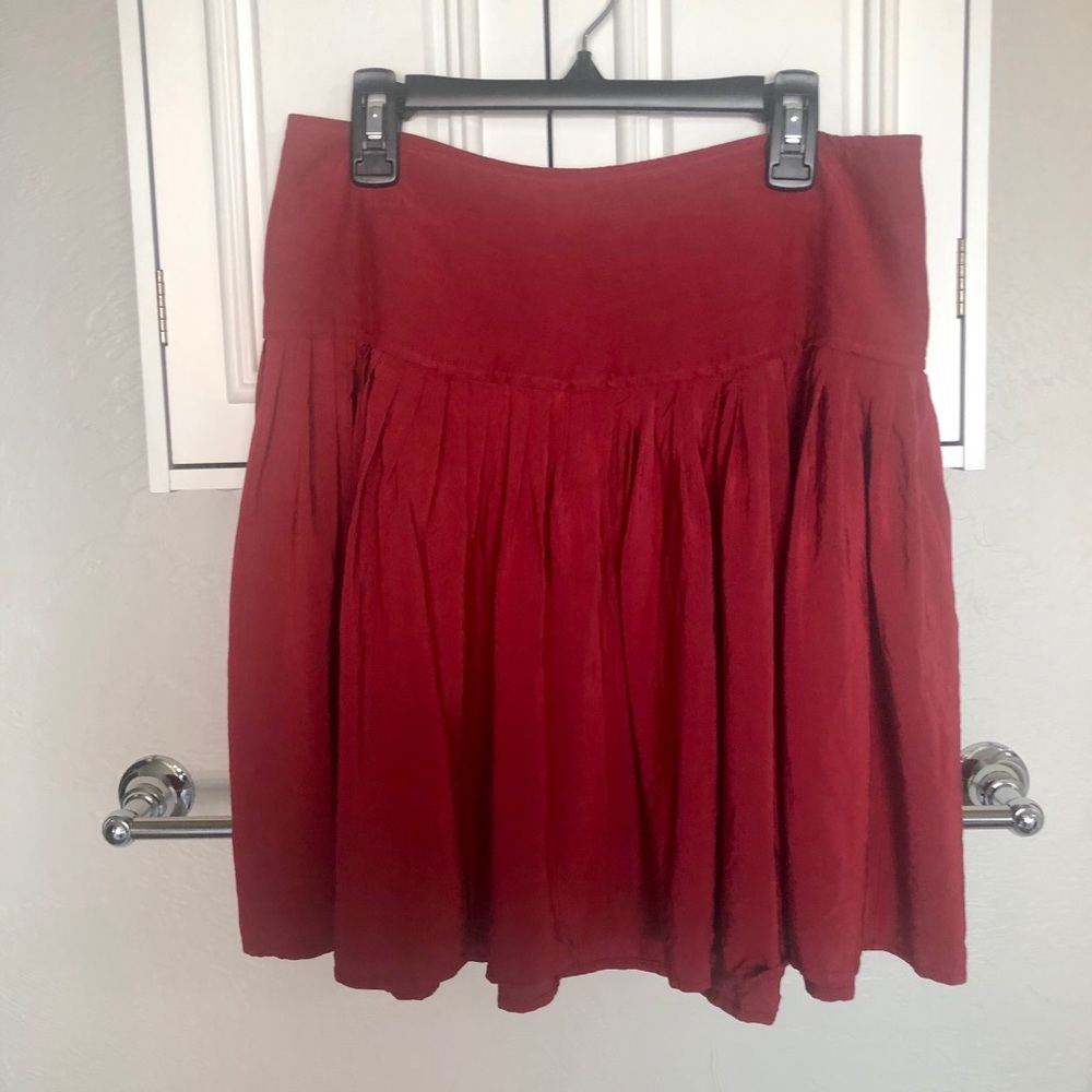 Ann Taylor Loft maroon skirt
